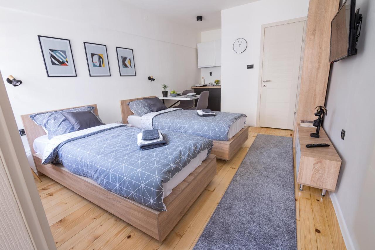 Sunrise Apartments Ni Eksteriør bilde